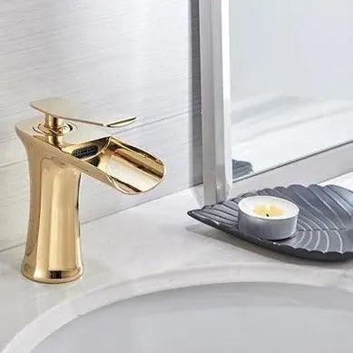 Mai - Single Handle Gold Bathroom Faucet